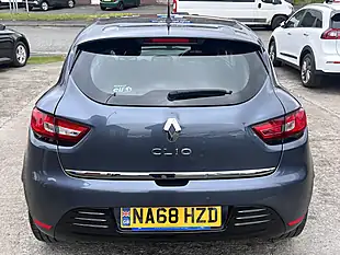 Used 2019 Renault Clio Play Titanium Grey Metallic - Interior and Exterior details 7