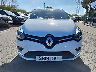 Used 2019 Renault Clio Play White - Interior and Exterior details 2