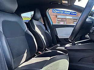 Used 2019 Renault Clio S Edition Blue - Interior and Exterior details 13