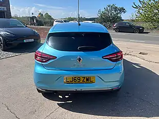 Used 2019 Renault Clio S Edition Blue - Interior and Exterior details 9