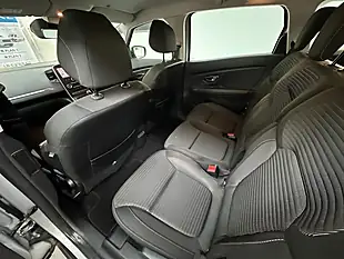 Used 2019 Renault Grand Scenic Iconic Silver - Interior and Exterior details 13
