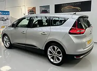Used 2019 Renault Grand Scenic Iconic Silver - Interior and Exterior details 18