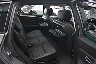 Used 2019 Renault Grand Scenic Signature Oyster Grey - Interior and Exterior details 12