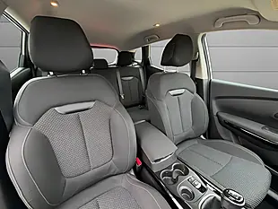 Used 2019 Renault Kadjar Dynamique Nav Silver - Interior and Exterior details 17
