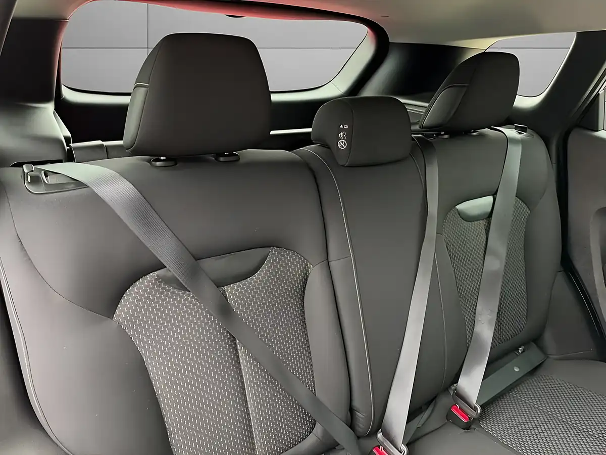 Used 2019 Renault Kadjar Dynamique Nav Silver - Interior and Exterior details 18