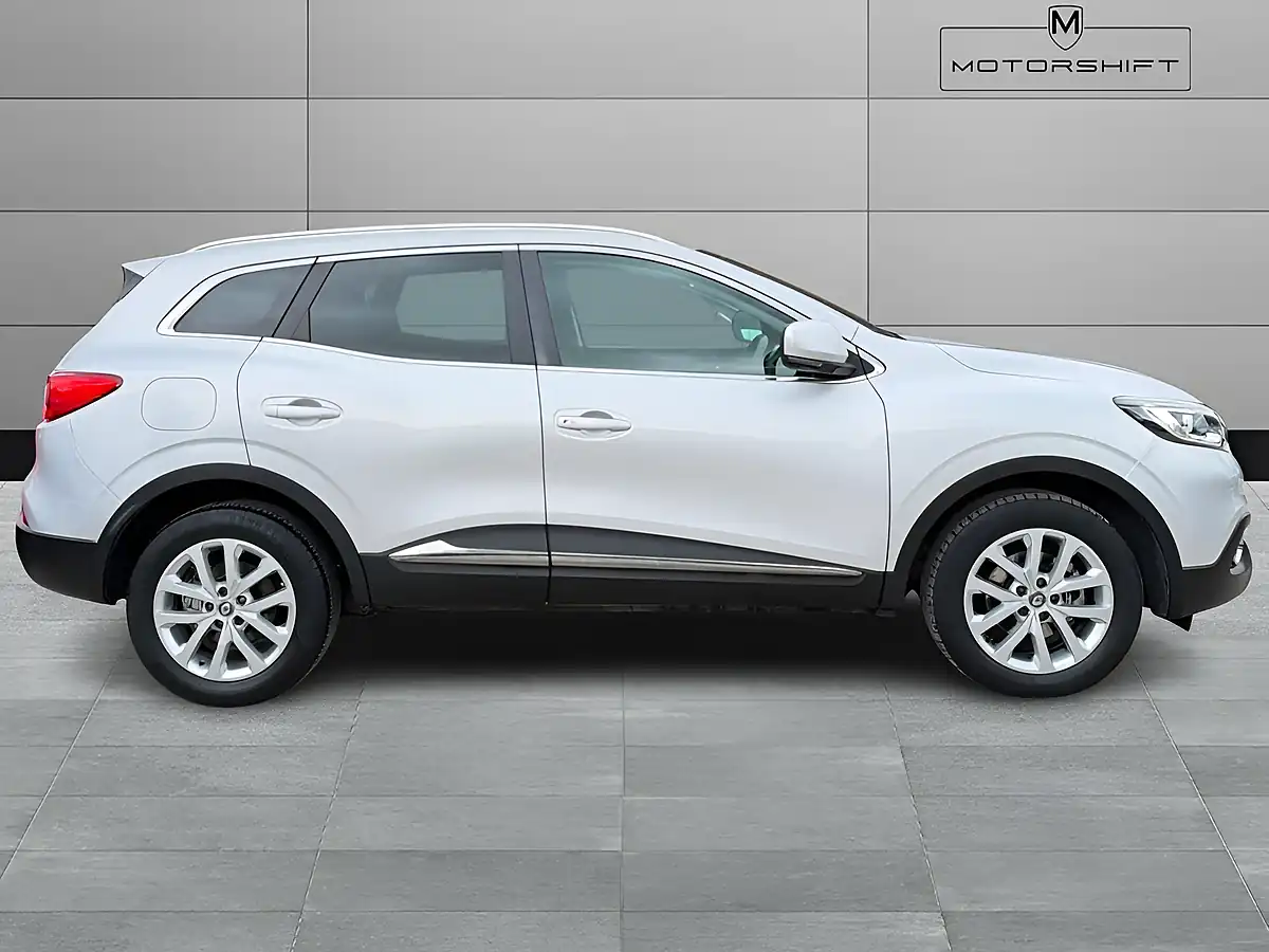 Used 2019 Renault Kadjar Dynamique Nav Silver - Interior and Exterior details 7