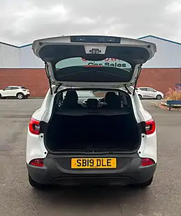 Used 2019 Renault Kadjar Dynamique Nav White - Interior and Exterior details 7