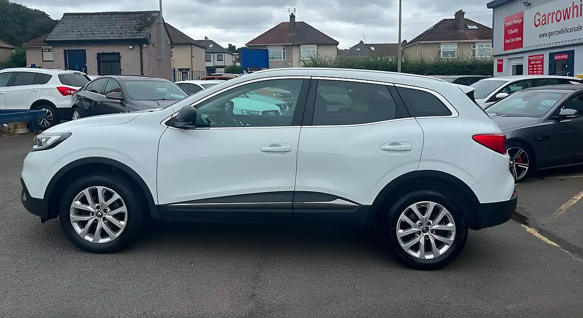 Used 2019 Renault Kadjar Dynamique Nav White - Interior and Exterior details 9