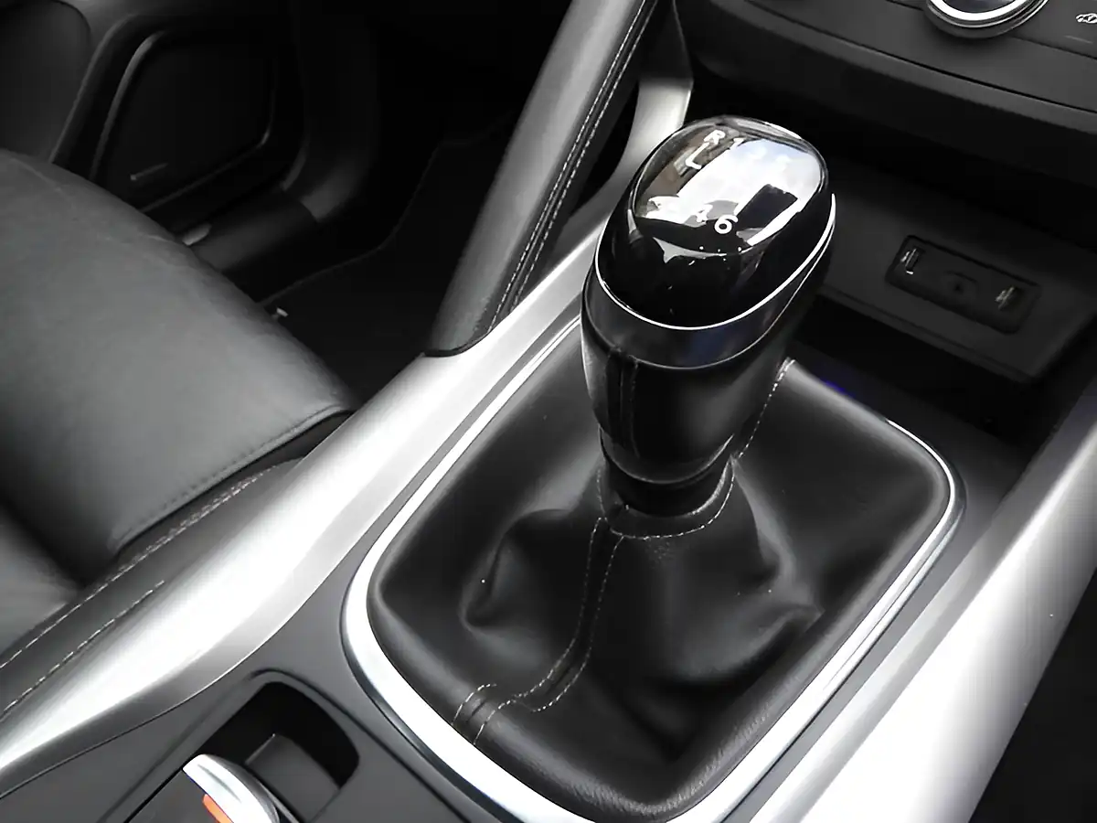 Used 2019 Renault Kadjar GT Line Blue - Interior and Exterior details 13