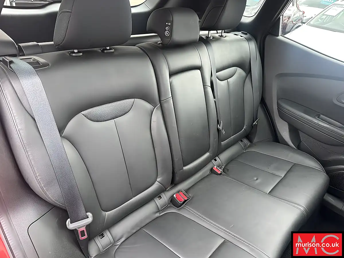 Used 2019 Renault Kadjar GT Line Flame Red - Interior and Exterior details 11