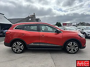 Used 2019 Renault Kadjar GT Line Flame Red - Interior and Exterior details 3