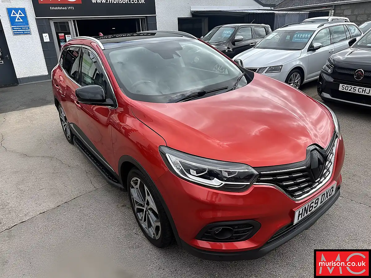 Used 2019 Renault Kadjar GT Line Flame Red - Interior and Exterior details 4