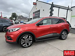 Used 2019 Renault Kadjar GT Line Flame Red - Interior and Exterior details 8