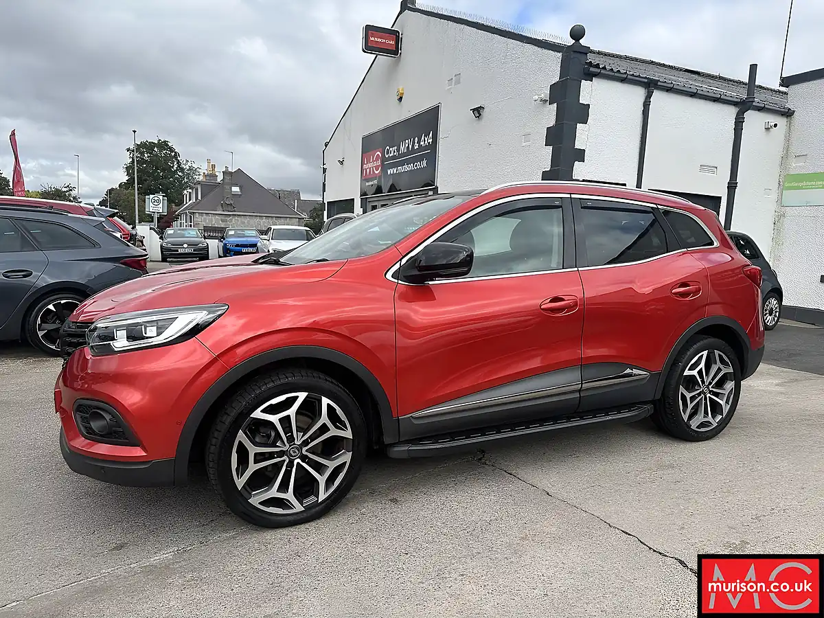 Used 2019 Renault Kadjar GT Line Flame Red - Interior and Exterior details 8