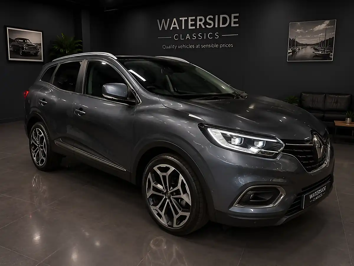 Used 2019 Renault Kadjar GT Line Grey - Front View