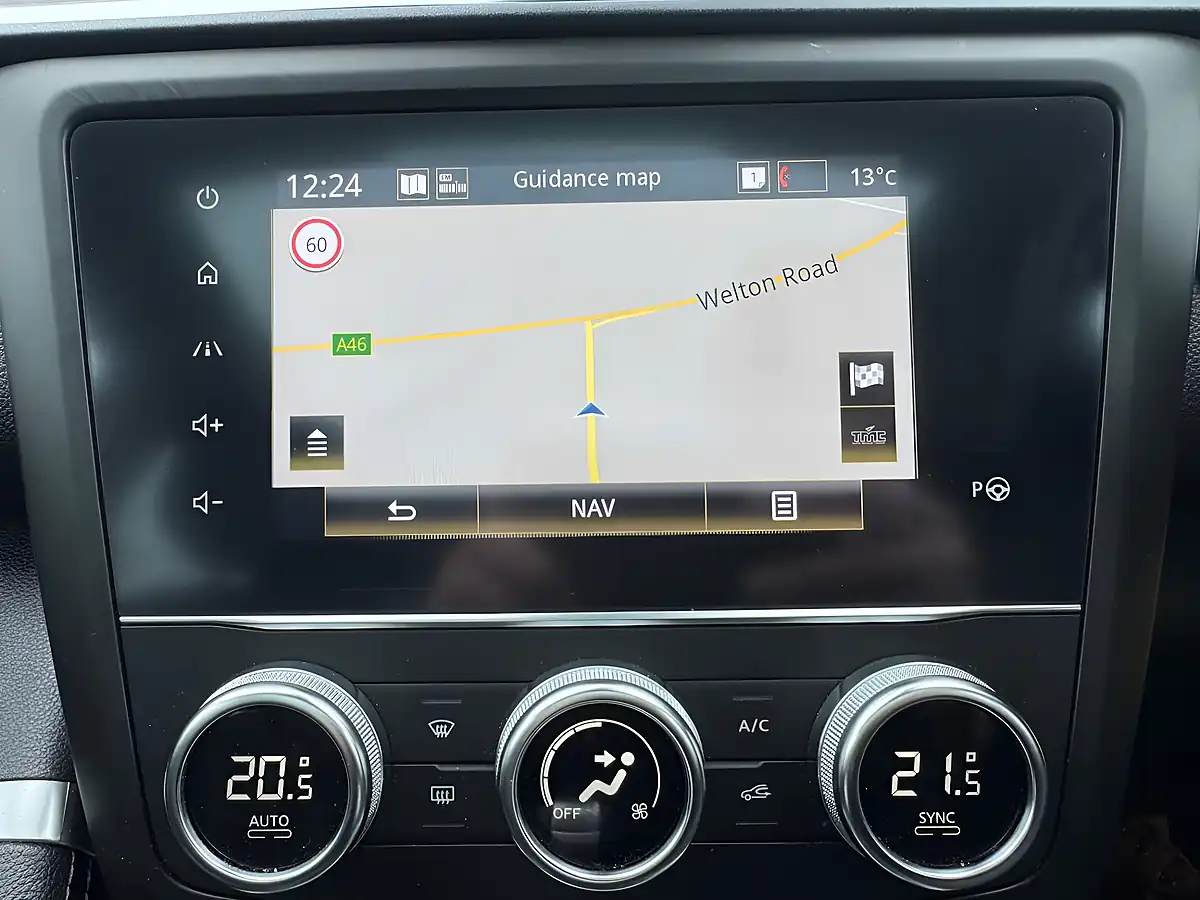 Used 2019 Renault Kadjar GT Line Grey - Interior and Exterior details 10