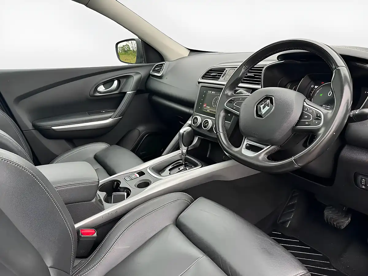 Used 2019 Renault Kadjar GT Line Grey - Interior and Exterior details 3