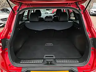 Used 2019 Renault Kadjar GT Line Red - Interior and Exterior details 13
