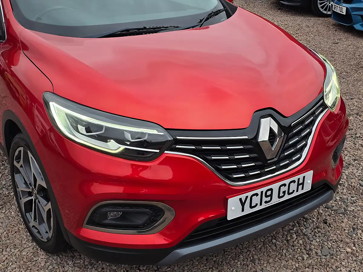 Used 2019 Renault Kadjar GT Line Red - Interior and Exterior details 2