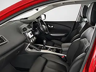Used 2019 Renault Kadjar GT Line Red - Interior and Exterior details 5