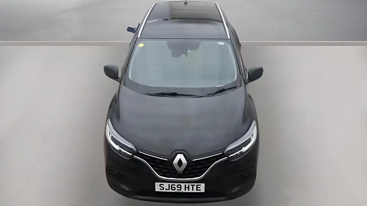 Used 2019 Renault Kadjar Iconic Black - Interior and Exterior details 6