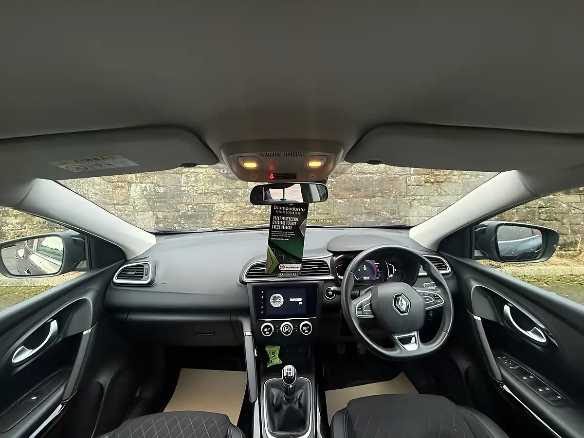 Used 2019 Renault Kadjar Iconic Black - Interior and Exterior details 15