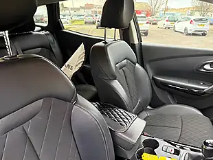 Used 2019 Renault Kadjar Iconic Black - Interior and Exterior details 18