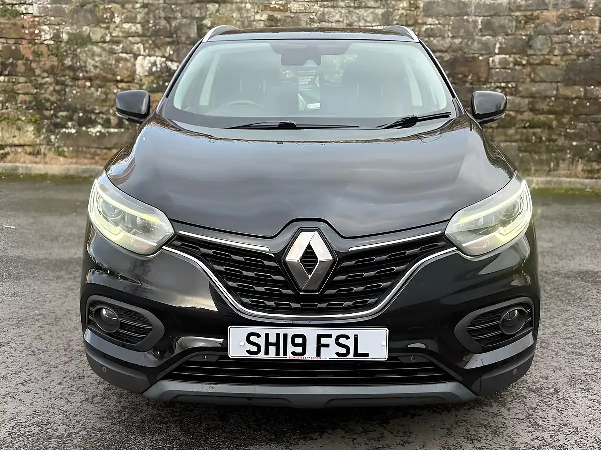 Used 2019 Renault Kadjar Iconic Black - Interior and Exterior details 2