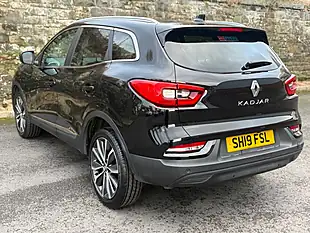 Used 2019 Renault Kadjar Iconic Black - Interior and Exterior details 8