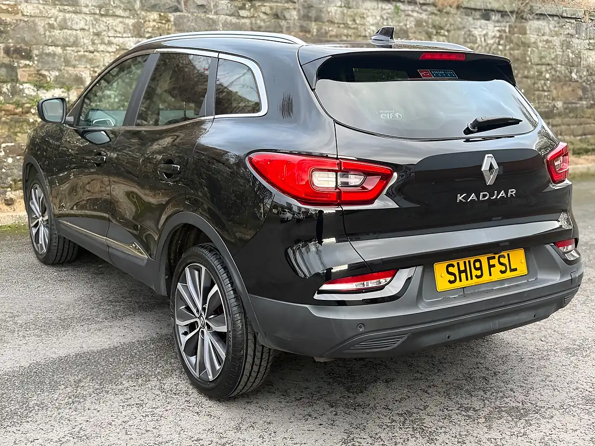 Used 2019 Renault Kadjar Iconic Black - Interior and Exterior details 8