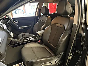 Used 2019 Renault Kadjar Iconic Black - Interior and Exterior details 16