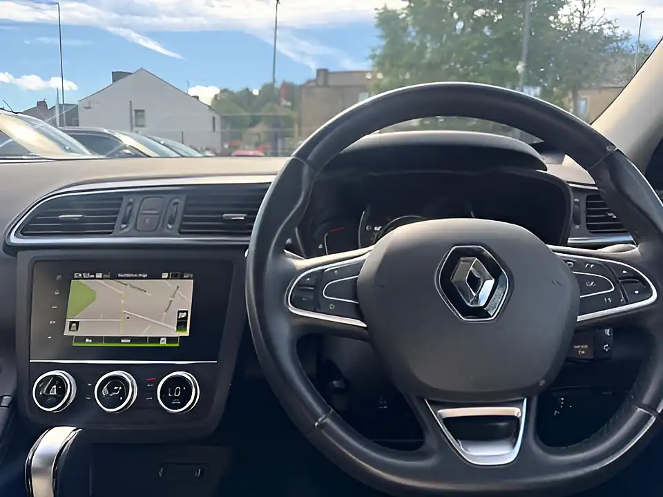 Used 2019 Renault Kadjar Iconic Diamond Black - Interior and Exterior details 8