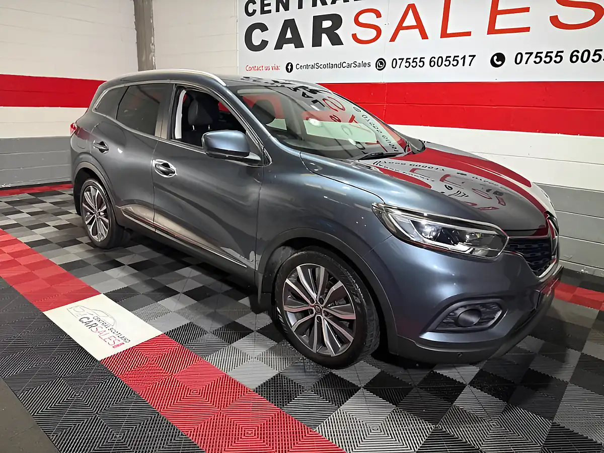 Used 2019 Renault Kadjar Iconic Grey - Front View