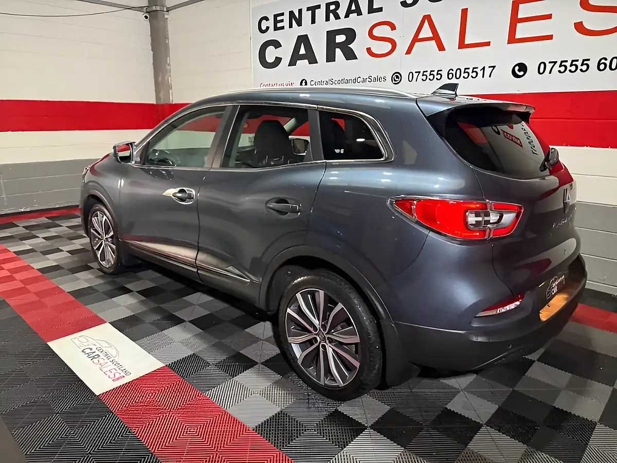 Used 2019 Renault Kadjar Iconic Grey - Interior and Exterior details 3