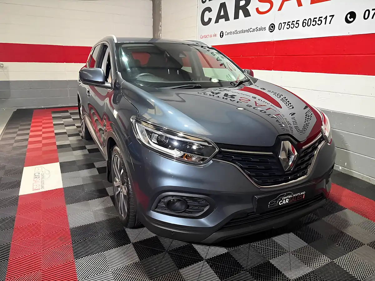 Used 2019 Renault Kadjar Iconic Grey - Interior and Exterior details 5