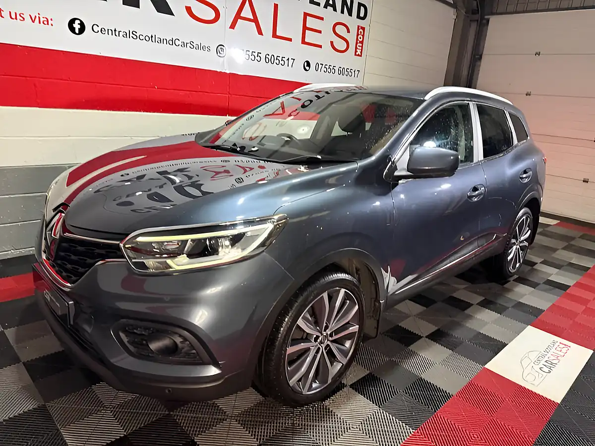 Used 2019 Renault Kadjar Iconic Grey - Interior and Exterior details 6