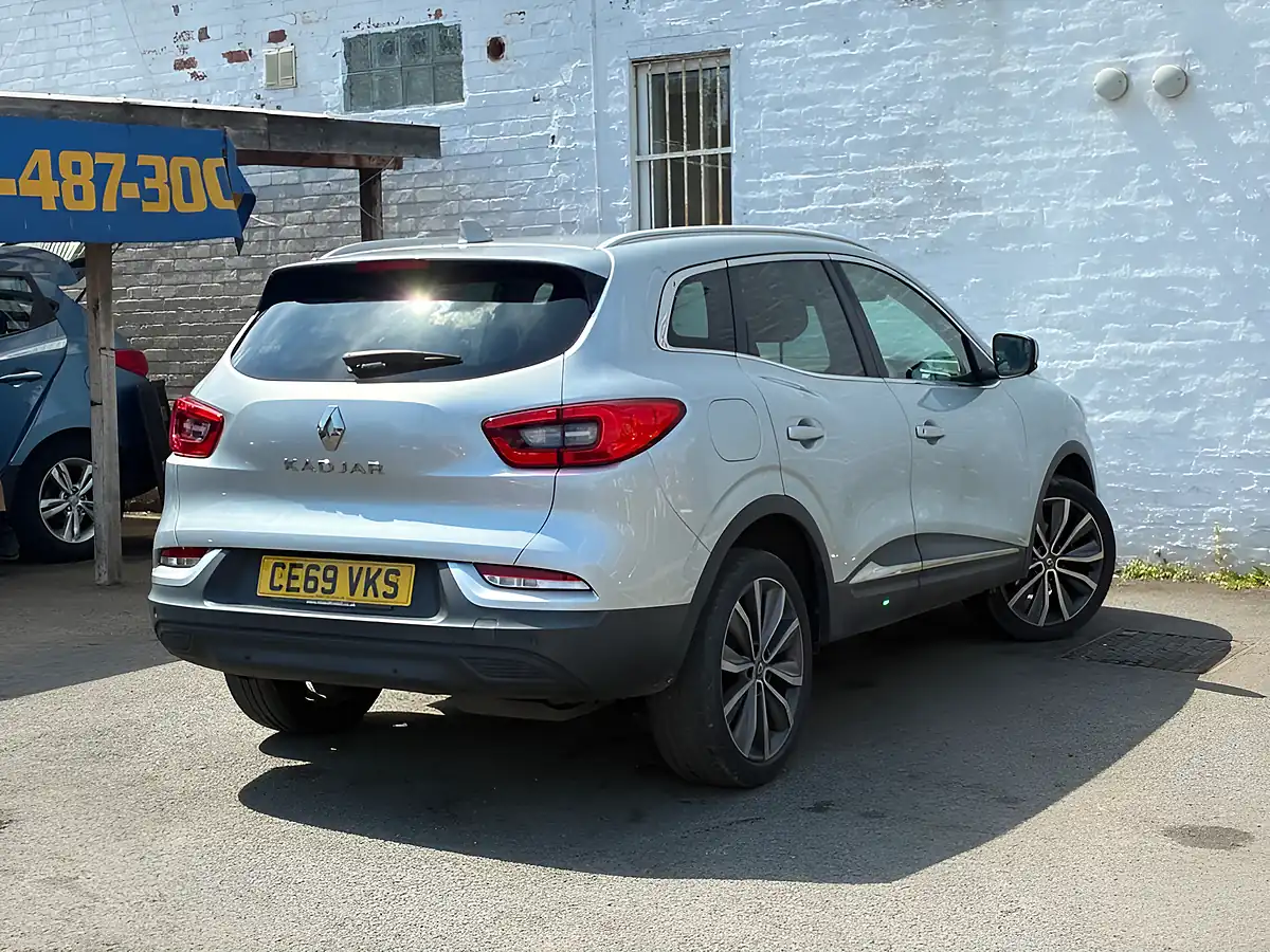 Used 2019 Renault Kadjar Iconic Grey - Interior and Exterior details 10