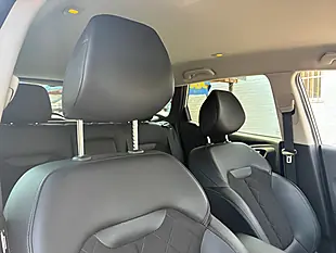 Used 2019 Renault Kadjar Iconic Grey - Interior and Exterior details 11