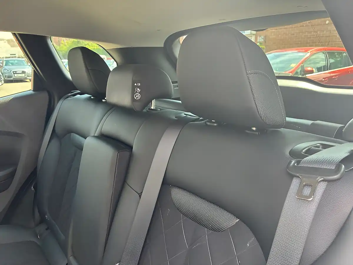 Used 2019 Renault Kadjar Iconic Grey - Interior and Exterior details 13