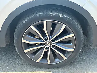 Used 2019 Renault Kadjar Iconic Grey - Interior and Exterior details 14