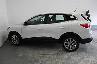 Used 2019 Renault Kadjar Play White - Interior and Exterior details 7