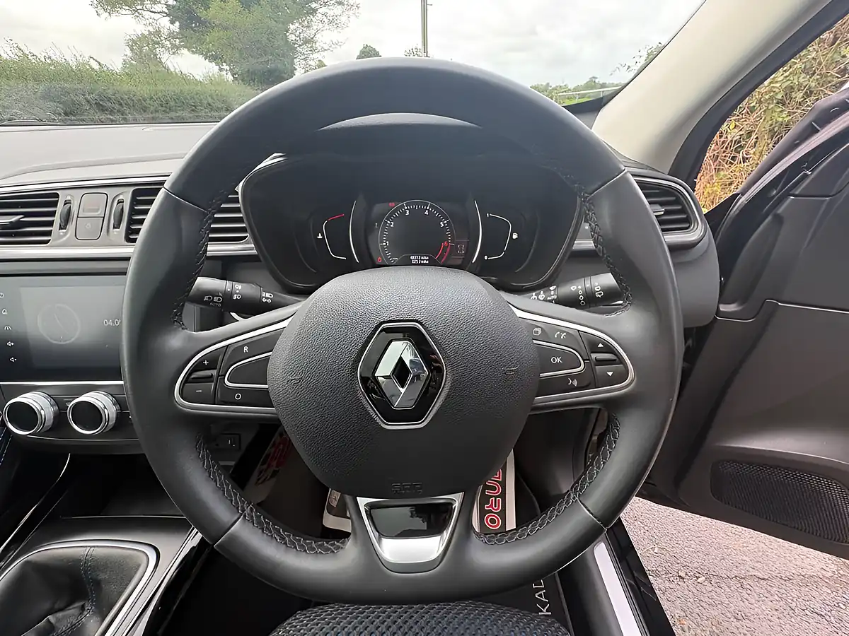 Used 2019 Renault Kadjar S Edition Black - Interior and Exterior details 11