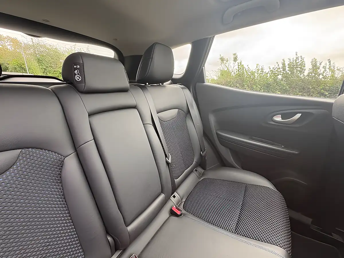Used 2019 Renault Kadjar S Edition Black - Interior and Exterior details 14