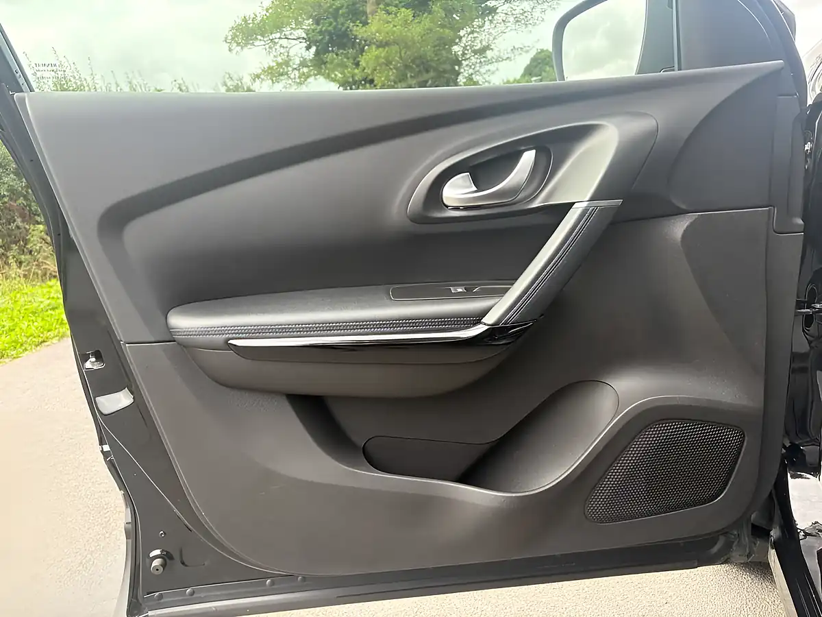 Used 2019 Renault Kadjar S Edition Black - Interior and Exterior details 17