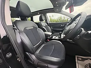 Used 2019 Renault Kadjar S Edition Black - Interior and Exterior details 9