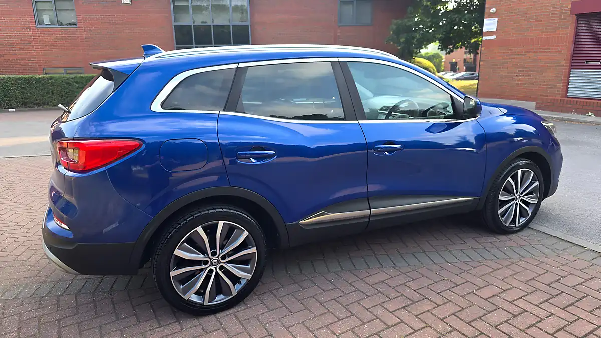 Used 2019 Renault Kadjar S Edition Blue - Interior and Exterior details 8