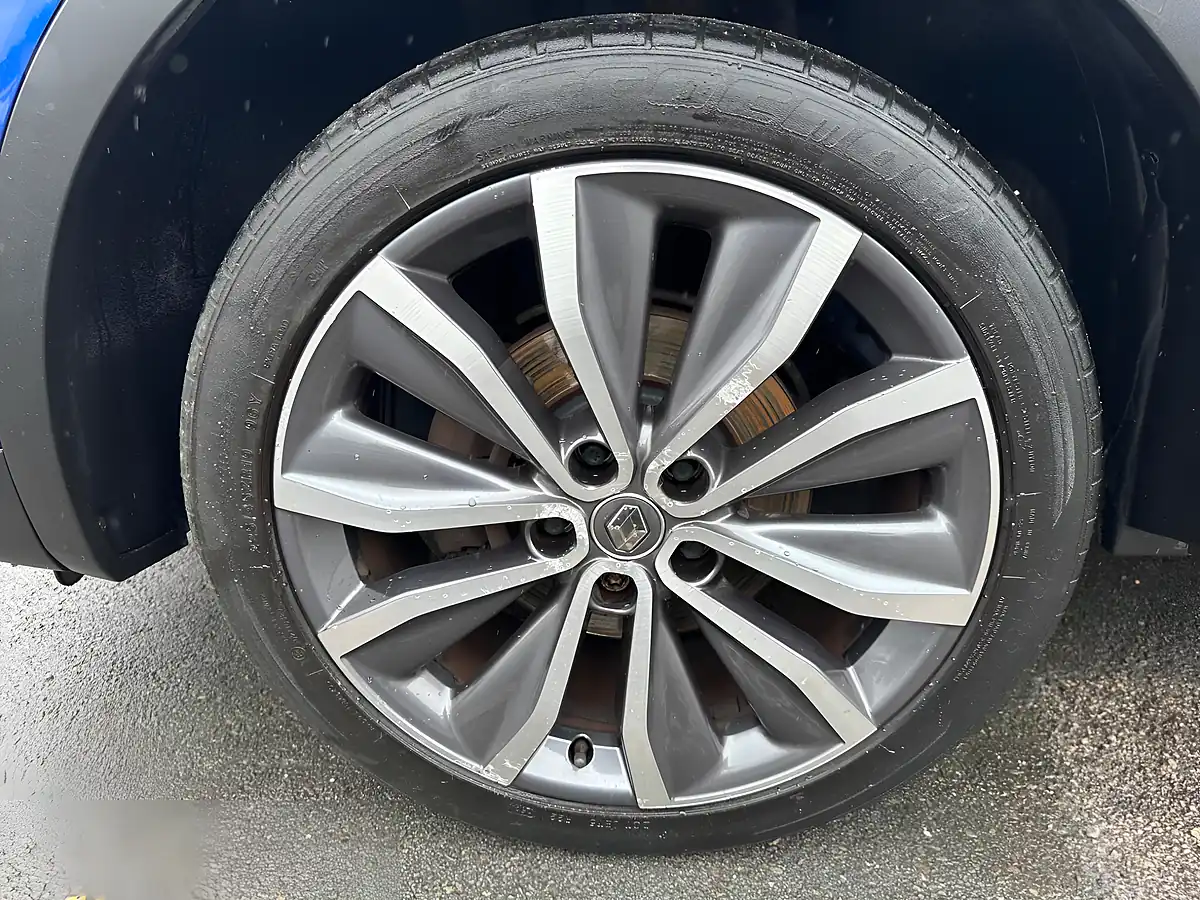 Used 2019 Renault Kadjar S Edition Blue - Interior and Exterior details 15