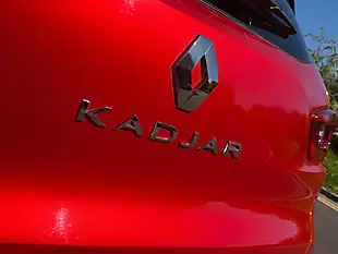 Used 2019 Renault Kadjar S Edition Flame Red - Interior and Exterior details 19