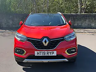 Used 2019 Renault Kadjar S Edition Flame Red - Interior and Exterior details 3