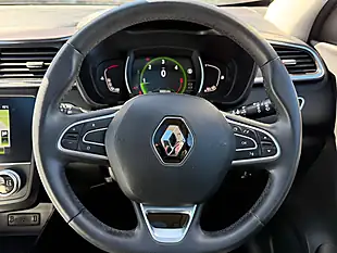 Used 2019 Renault Kadjar S Edition Flame Red - Interior and Exterior details 4